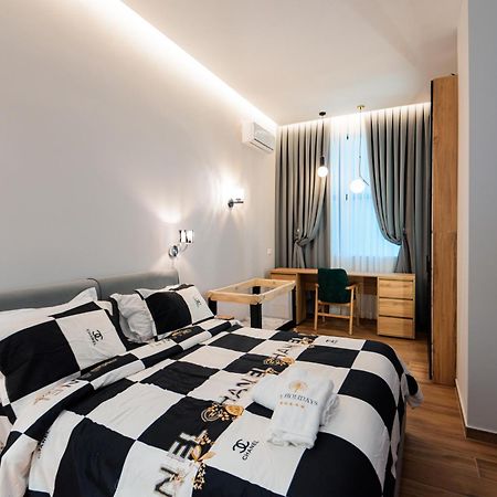 Lux Holidays Durrës 외부 사진