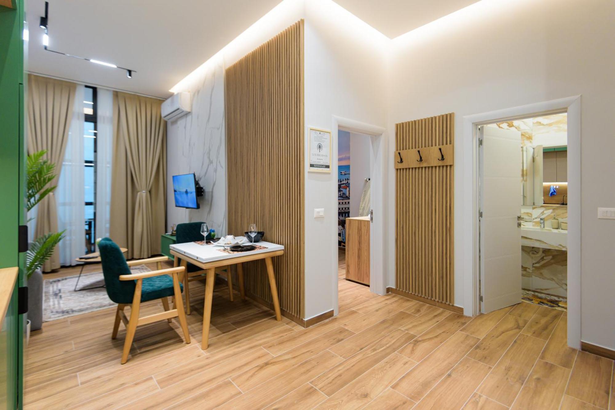 Lux Holidays Durrës 외부 사진