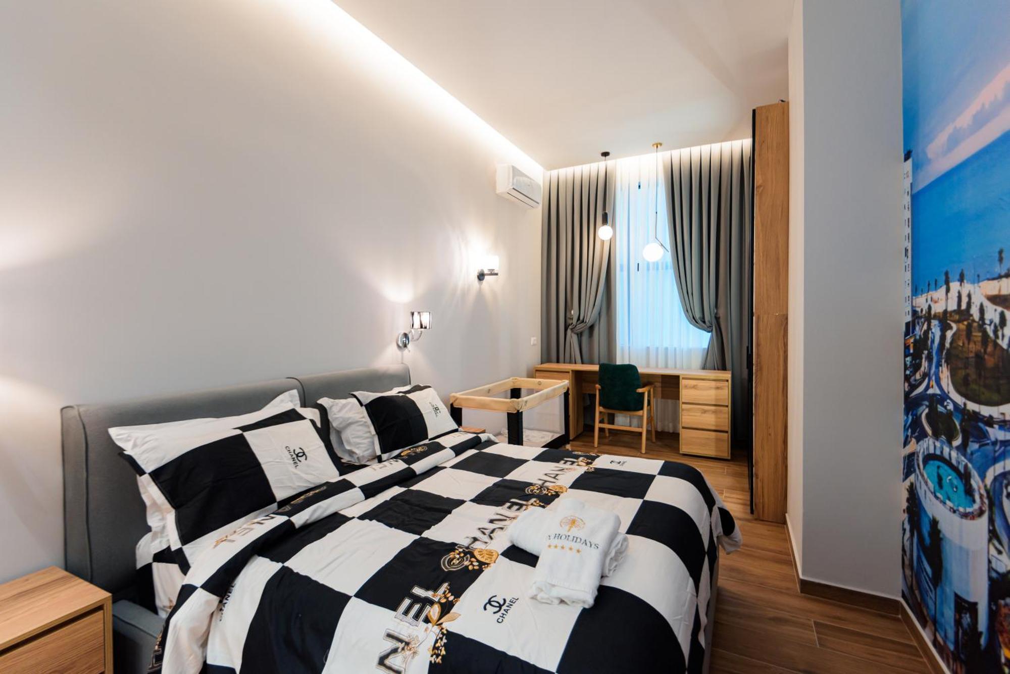 Lux Holidays Durrës 외부 사진